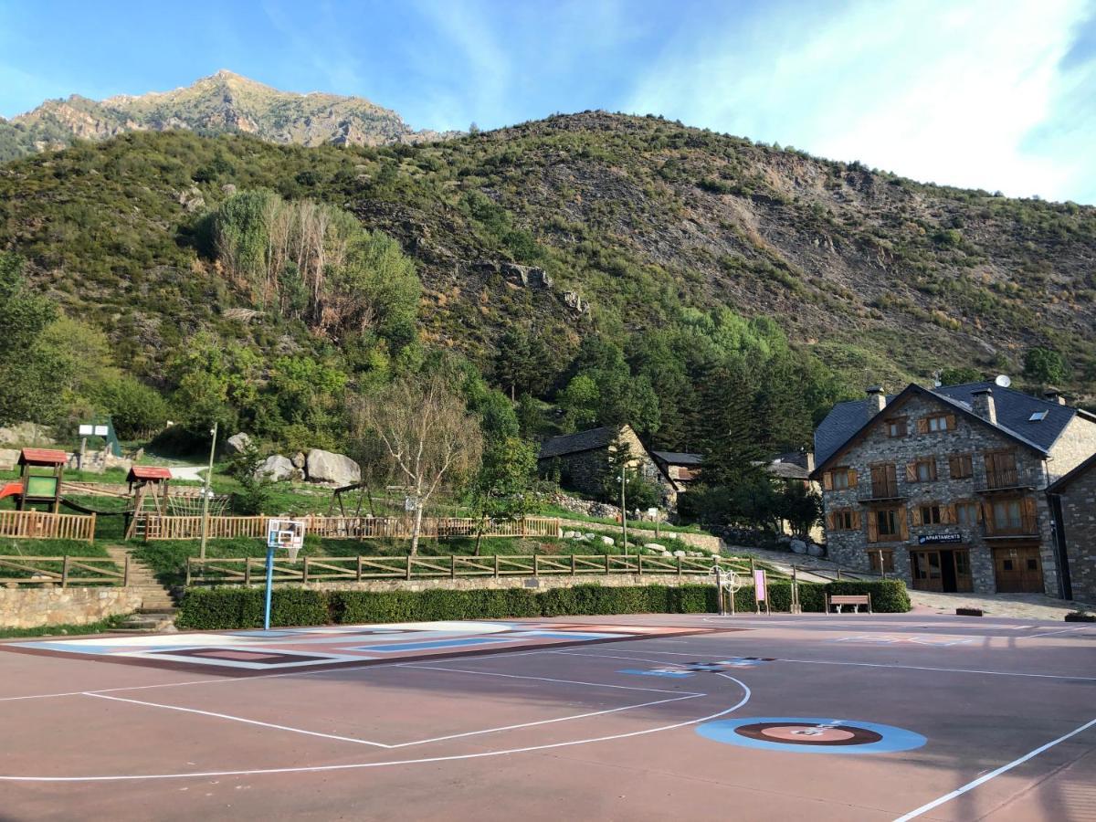 Apartaments El Tarter Erill la Vall Eksteriør billede